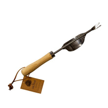Load image into Gallery viewer, ICAN CLASSIC ASHWOOD &amp; STAINLESS STEEL SHORT HANDLE DAISY WEEDER
