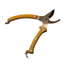 Load image into Gallery viewer, ICAN CLASSIC ASHWOOD &amp; STAINLESS STEEL SECATEURS
