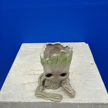 Load image into Gallery viewer, GROOT PLANTER
